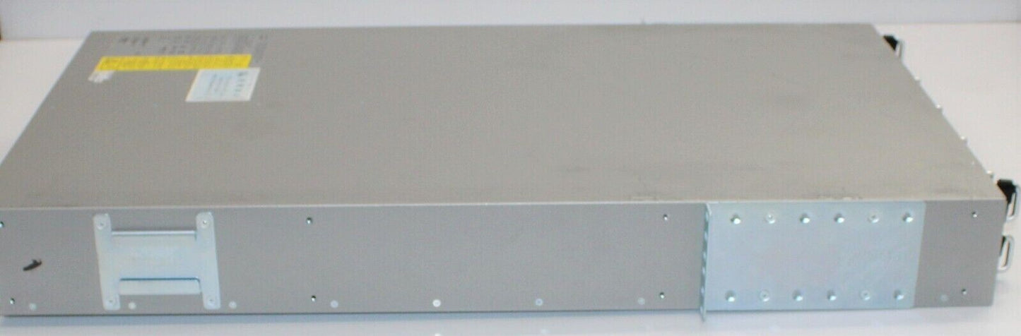 Cisco 56128P N5K-C56128P 2x N56-M24UP2Q 2RU 48x 10Gb