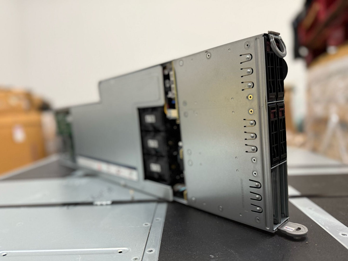 Supermicro 4U rackmount server F418-FT | (P/N): SYS-F619P2-RC1 | Enterprise