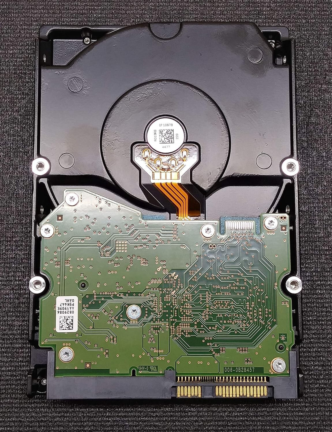 HGST - HUS724020ALS640 - DK7SSF200 - 3.5" 2TB 7.2k SAS HDD