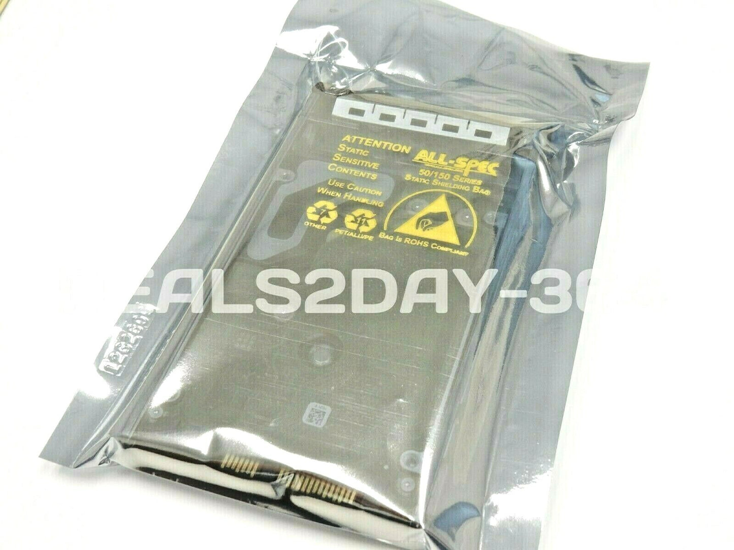 Dell 745GC 0745GC 300GB  2.5in SAS Drive W/ Caddy Tray not for laptop or PS4