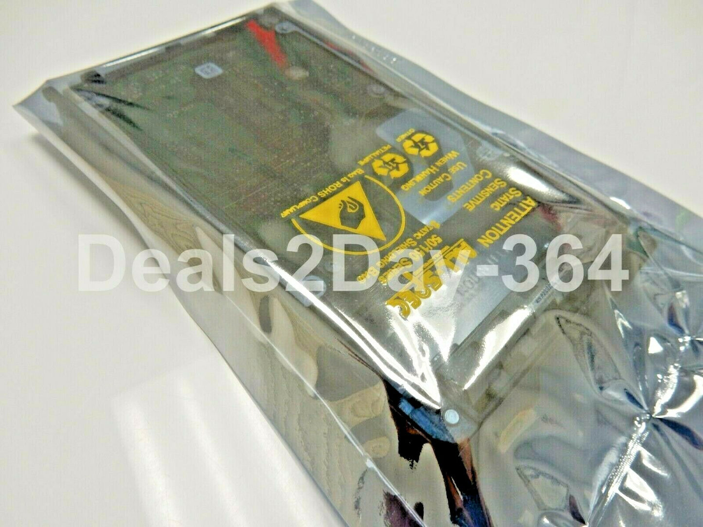 Dell  T871K 0T871K 300GB 10K 2.5in SFF SAS Drive  W/ Caddy Tray not for laptop